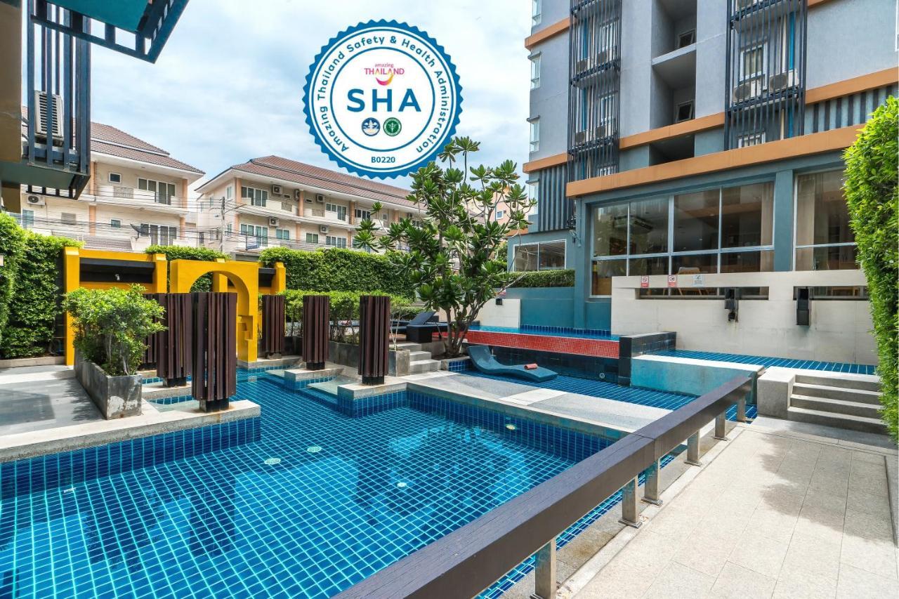 The Grass Serviced Suites Pattaya Extérieur photo