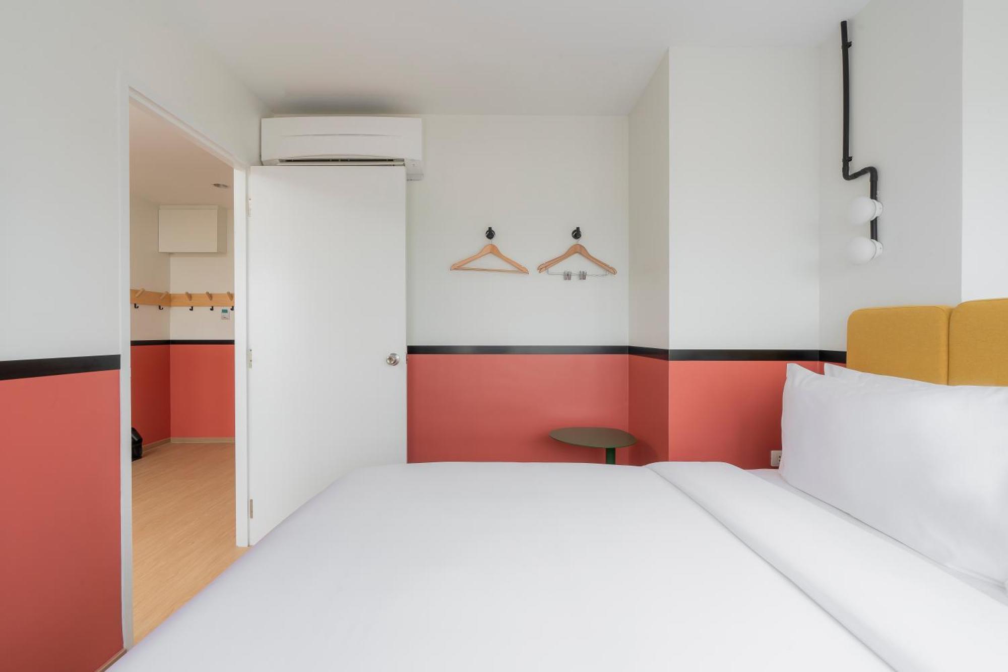 The Grass Serviced Suites Pattaya Extérieur photo