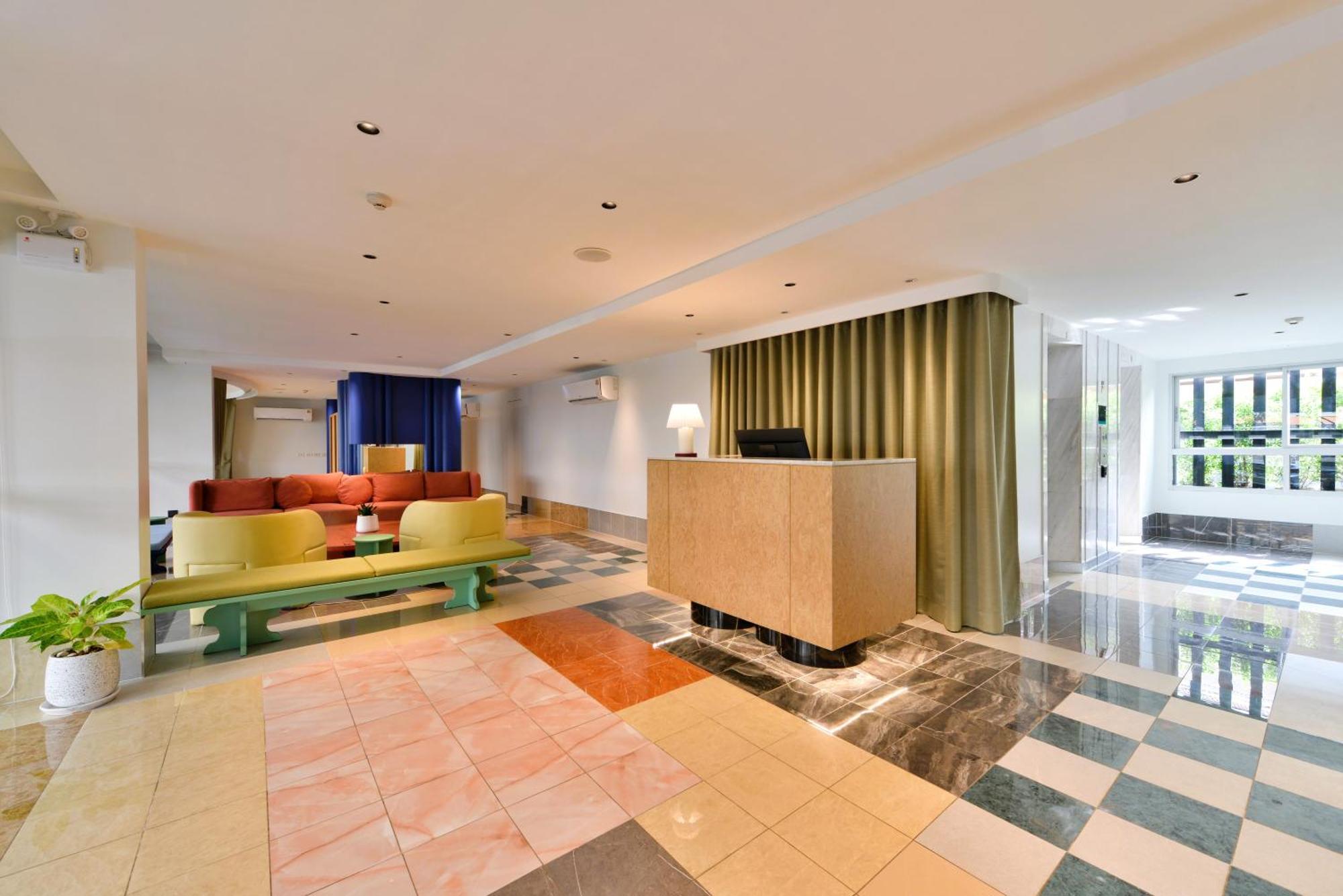 The Grass Serviced Suites Pattaya Extérieur photo